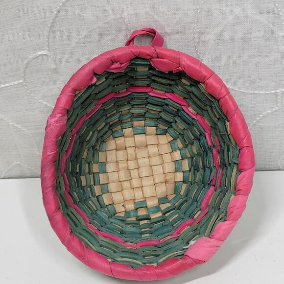 Vintage Handmade Malian Woven Wall Baskets 5" -15" Pink Green Wall Decor - Picture 9 of 16